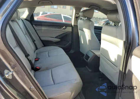 2020 Honda Accord Lx z USA, uszkodzony, nr VIN 1HGCV1F11LA102024